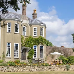 https://upper-helmsley-hall.yorkshirehotels.net
