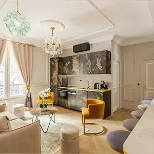 https://luxury-2-bedroom-2-bathroom-marais-louvre.fr-paris.fr